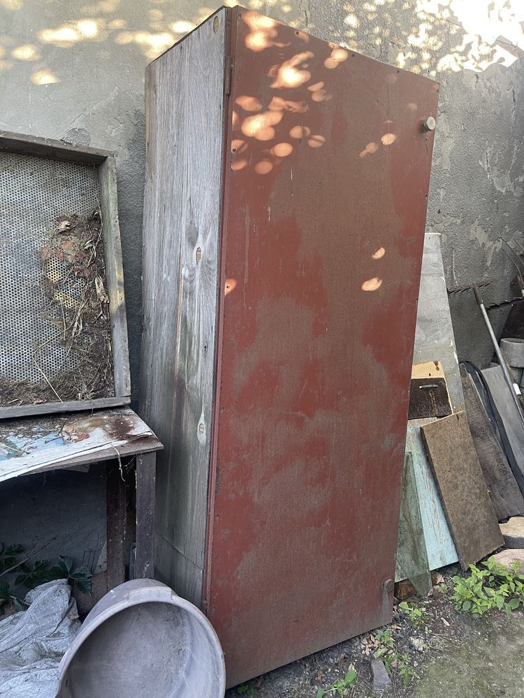 Продам шкаф для инструментов