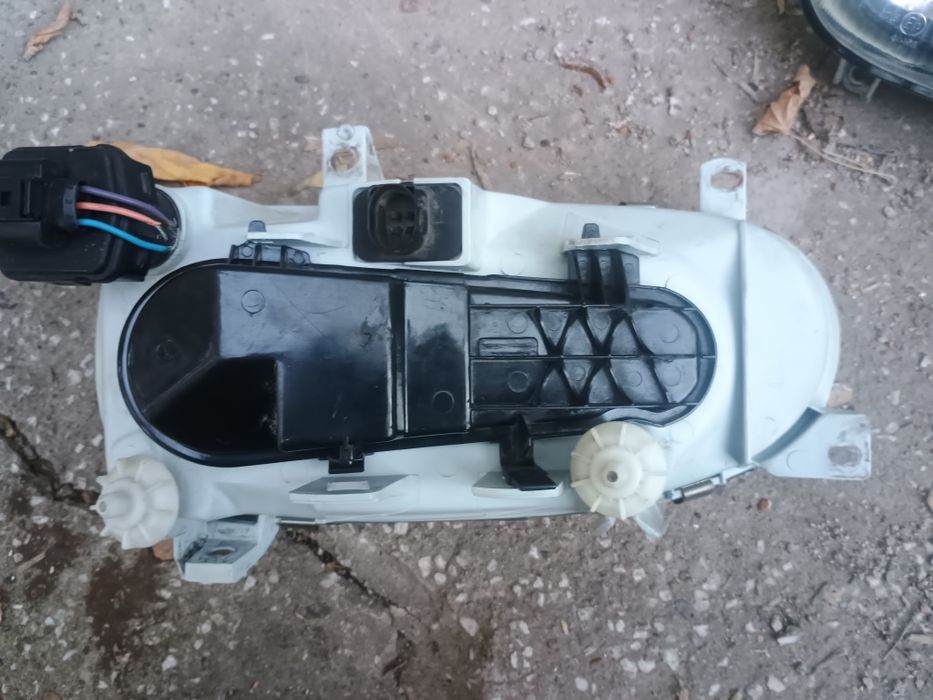 Двусекционни фарове Hella за Голф 3