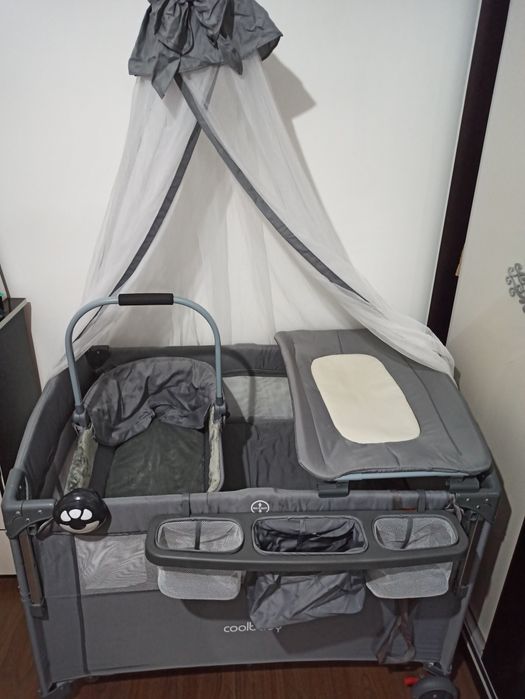 Продается кровать манеж