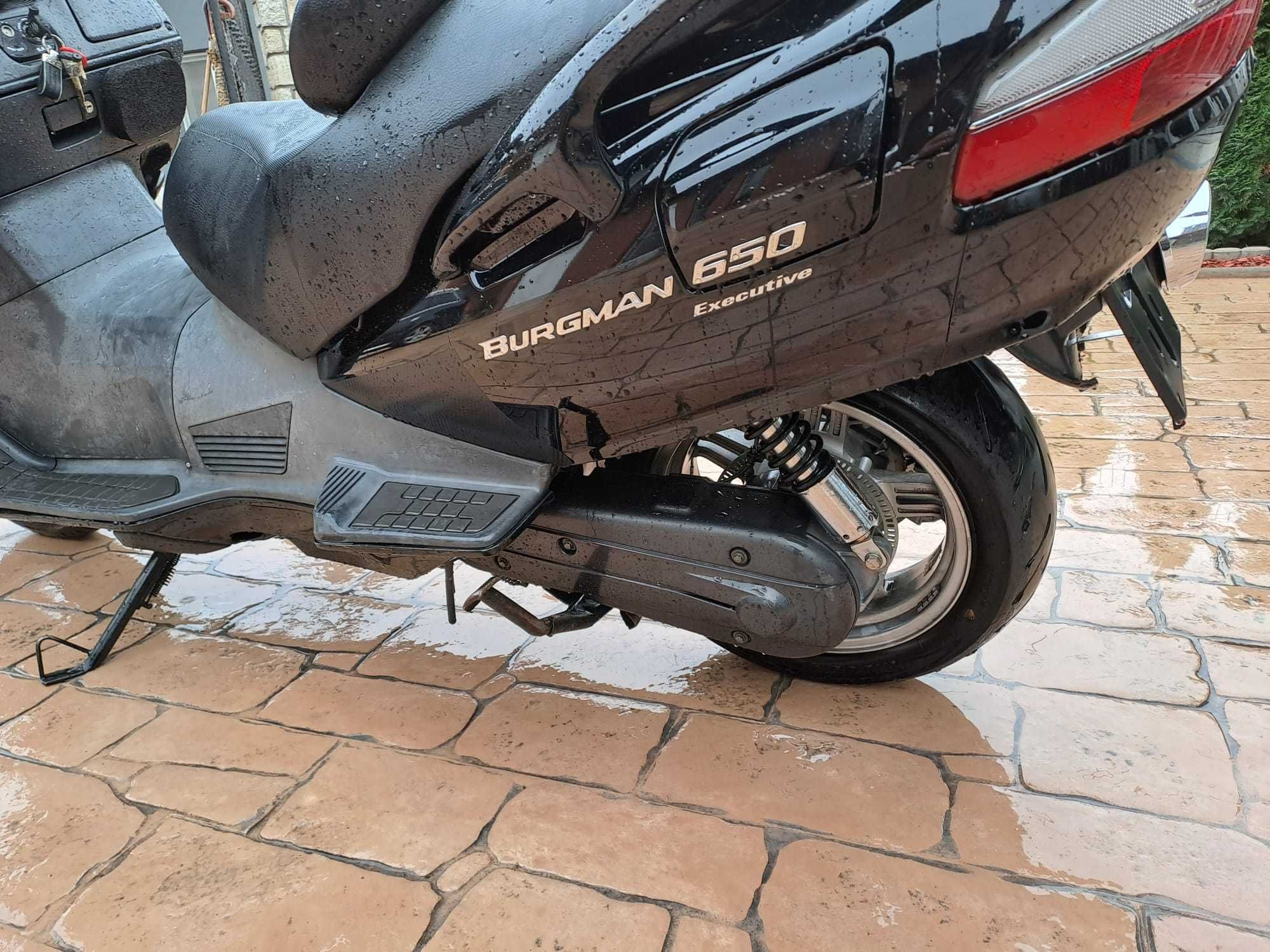 Vand suzuki burgman 650,Pret 2300 euro negociabil.seini maramures