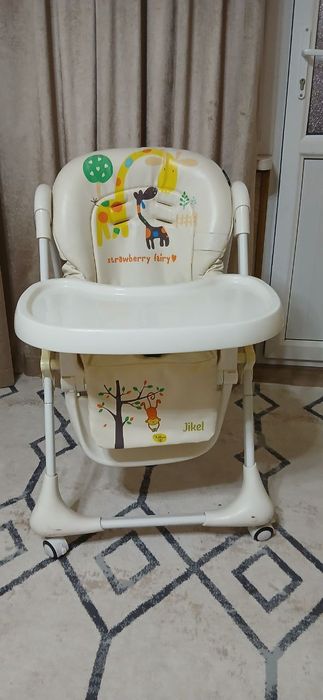 Детский стульчик для кормления