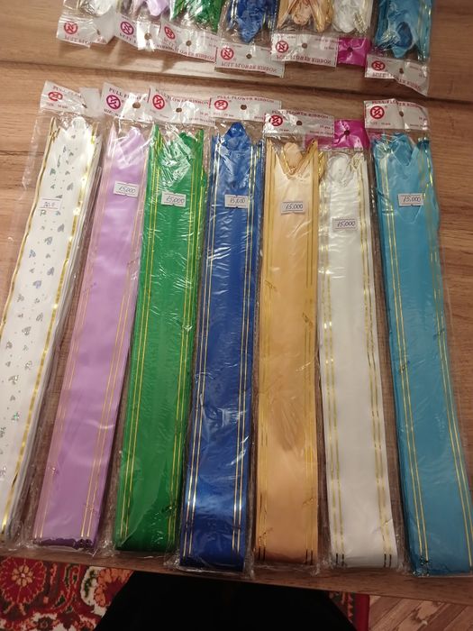 Продам ленты и бантики для упаковки подарков