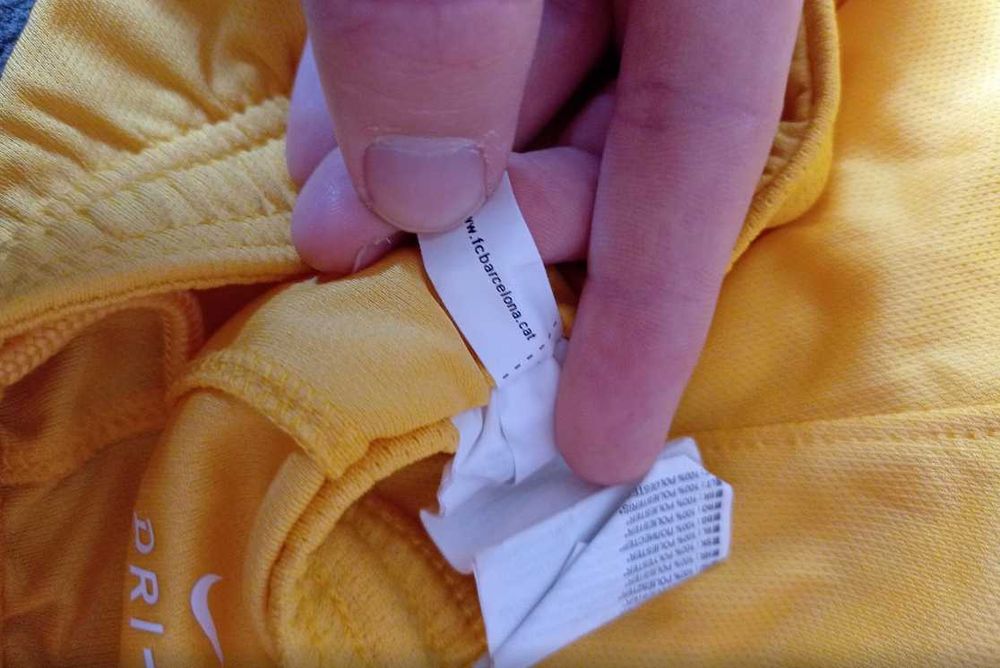 Оригинални къси панталони на Барселона