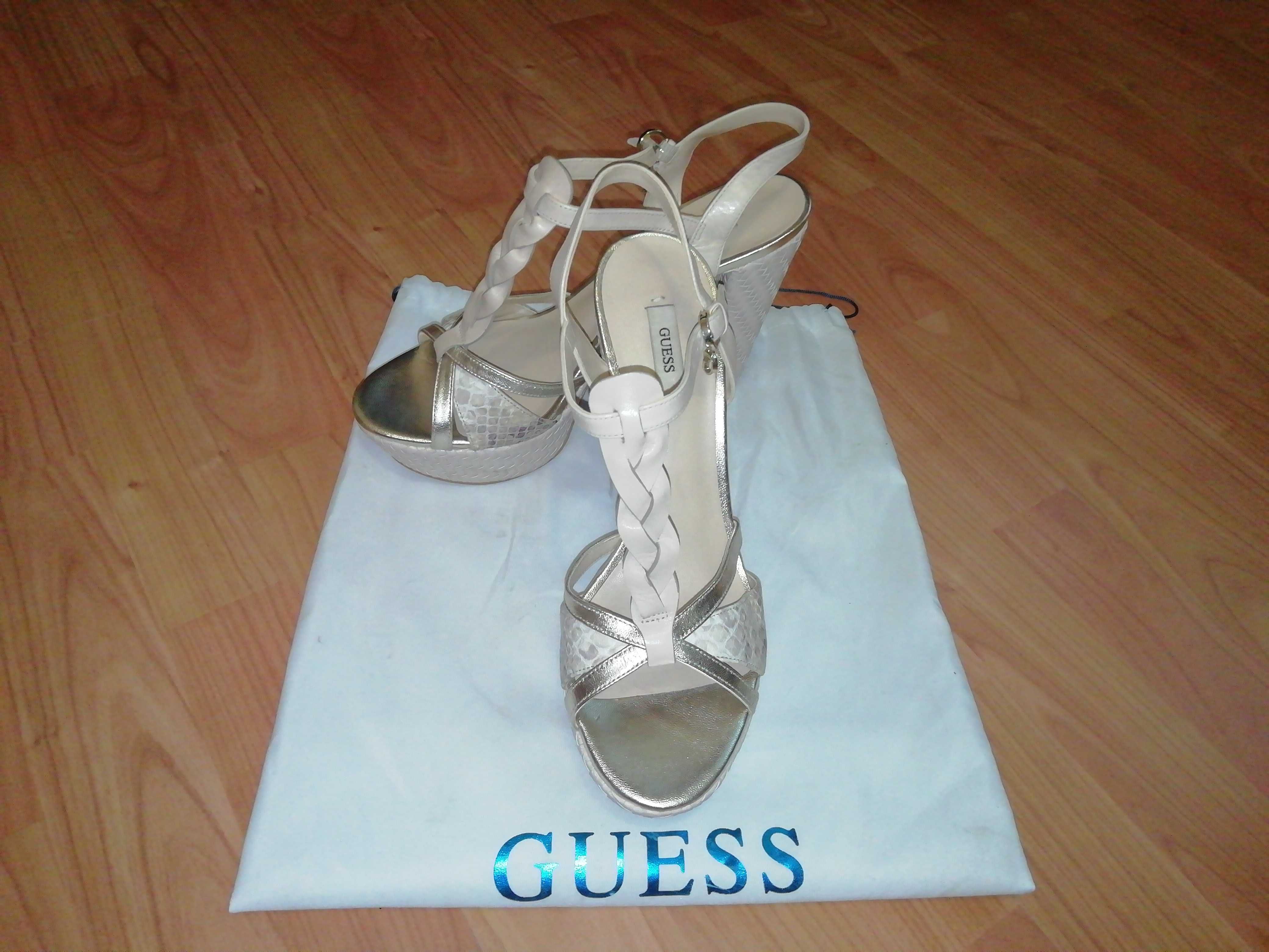 Sandale dama Guess