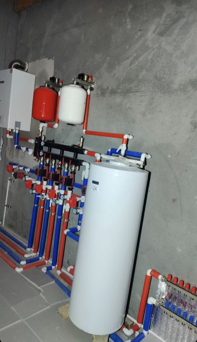 Услуги Сантехника. Монтаж автономного отопления. Теплый пол