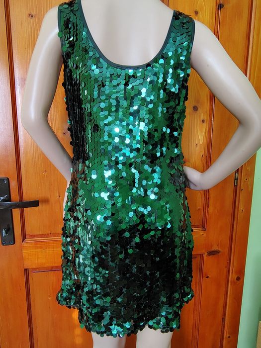 Rochie cu paiete/ verde/ mărimea M