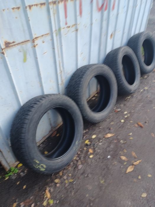 Anvelope iarna 215 60 17