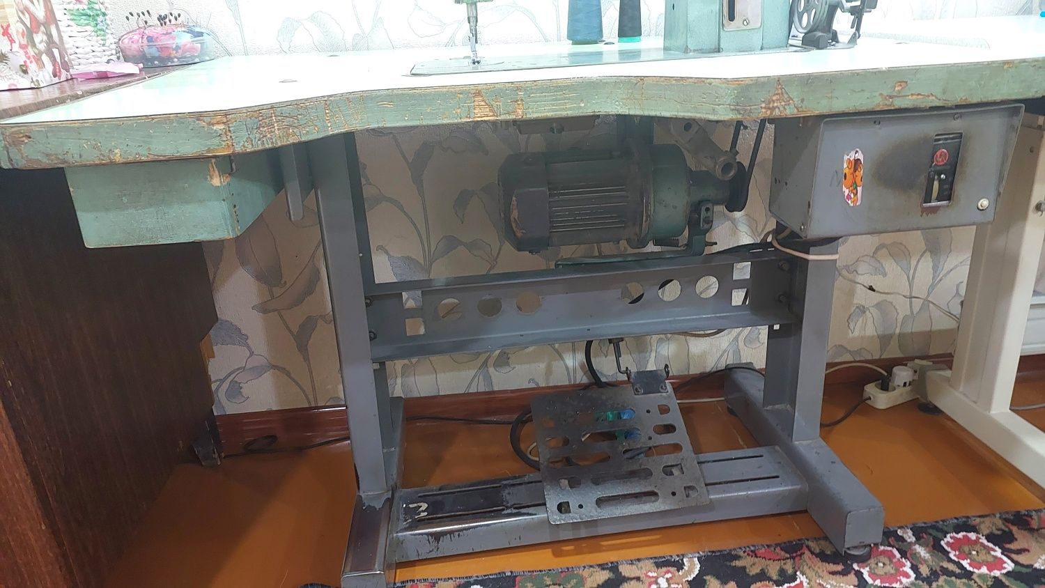 Промышленная швейная машинка 22м класс