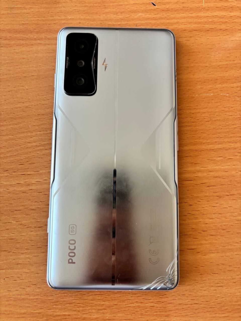 Poco f4 gt игрвой