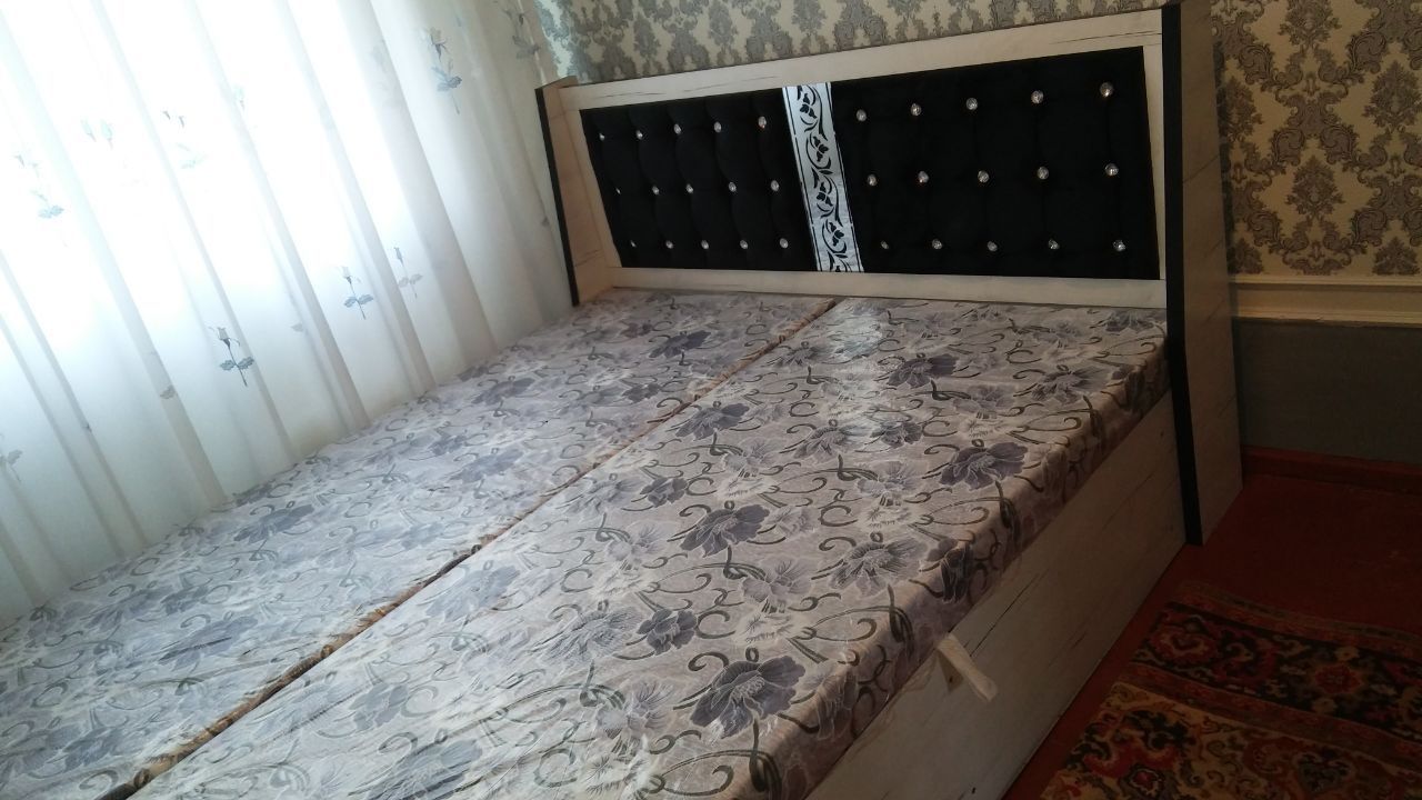 Срочно! Юнусабад 13 квартал  2/3/4 чистая частично с мебелью 61.500у.е