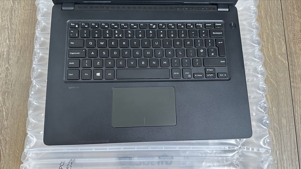 Лаптоп Dell Latitude 3480 /14” / Intel i5 / 8GB RAM / 256GB SSD