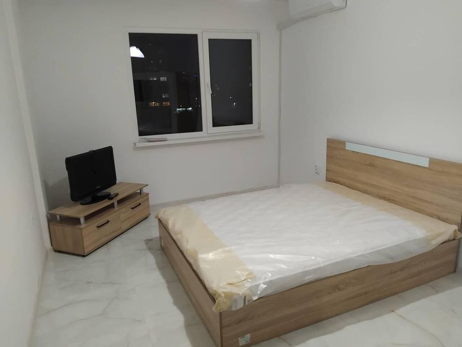 Дава се под наем Двустаен апартамент в Бургас, Братя Миладинови - 70 кв.м за 408 € - Снимка #3