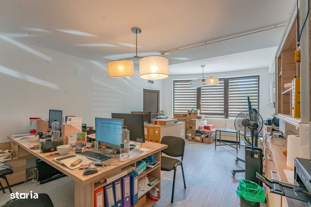 Spatiu birou cu acces din strada