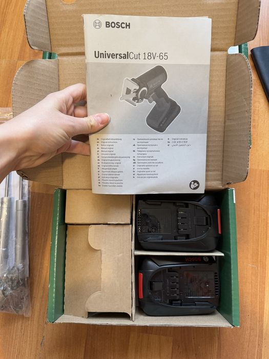 Fierastrau Bosch + Set Acumulatori