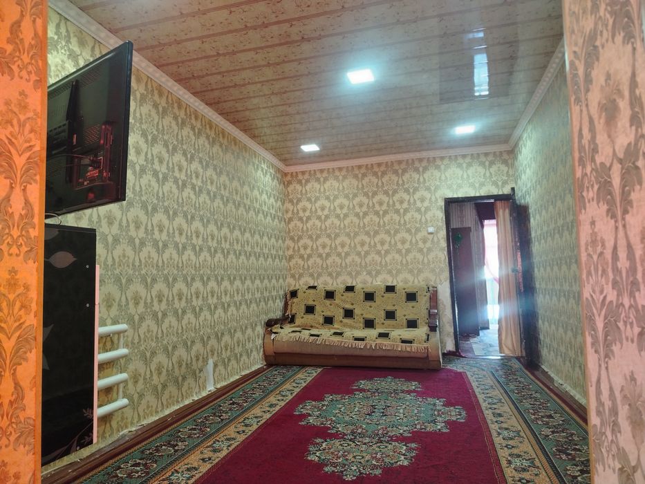 2 xonali uy barcha jixozlar bilan sotiladi. 4 mkr 24dom