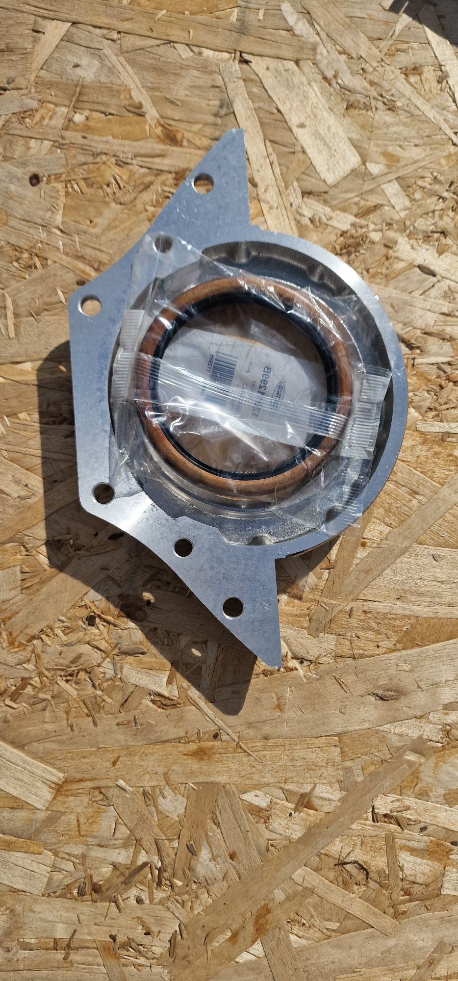 Capac motor cu simiring tractor fiat 211 215 fiat 411.415 preț 450 lei