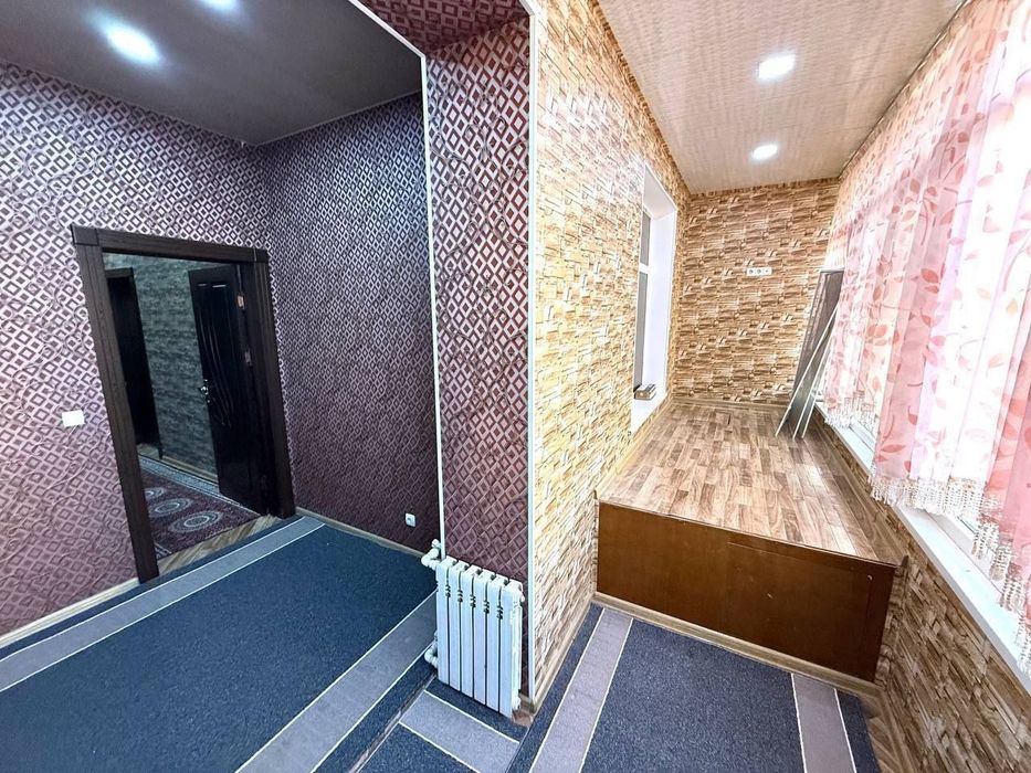 3 xonali kvartira sotiladi