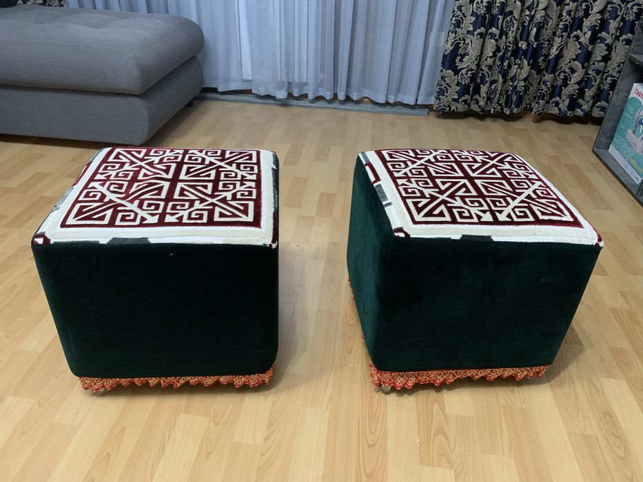 Продаются пуфики