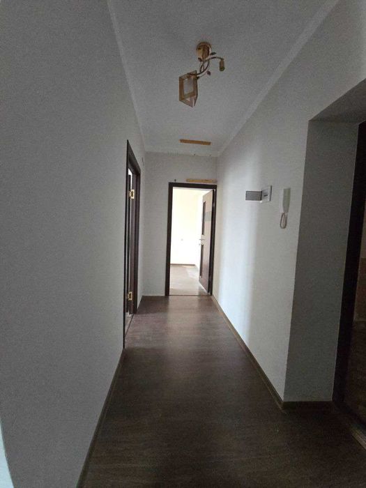 2/7/7 Срочно продается квартира. Сергели. 5а