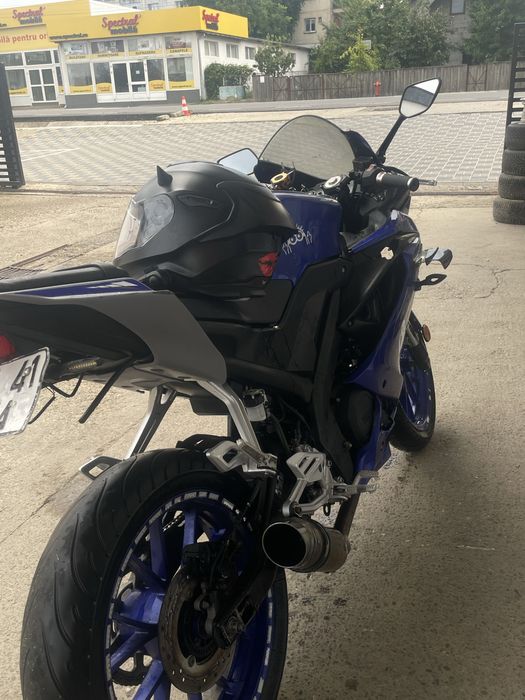 vand yamaha yzf r125 2021!! pret negociabil