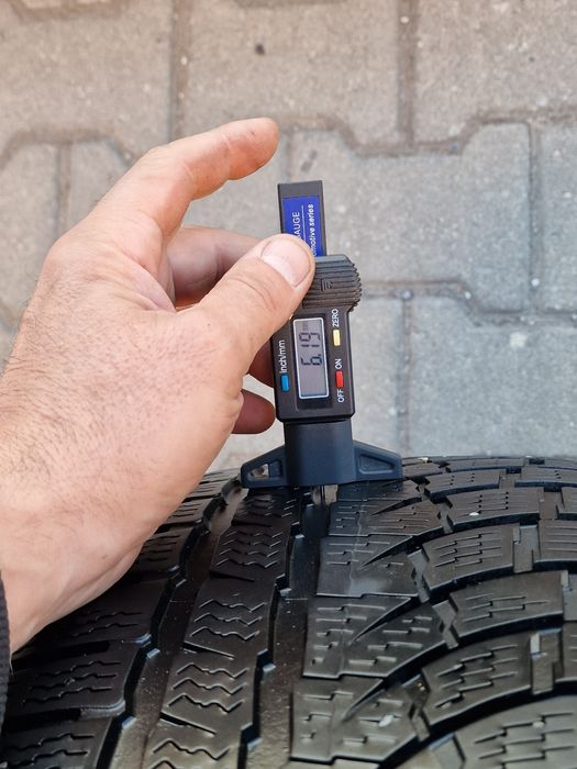 245 50 18 nokian