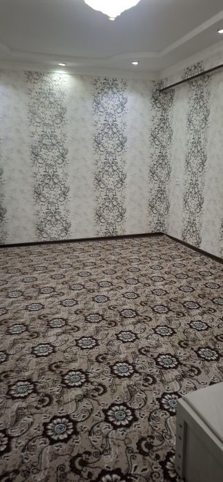 1   Хоналик  яанги гиштлик квартира сотилади