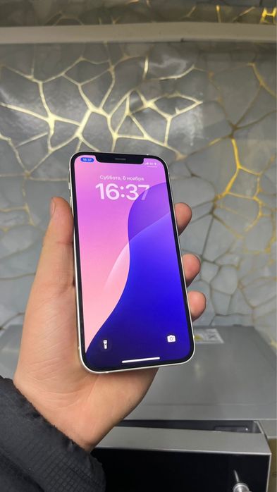 Продам айфон 12 идеал с 1дних рук