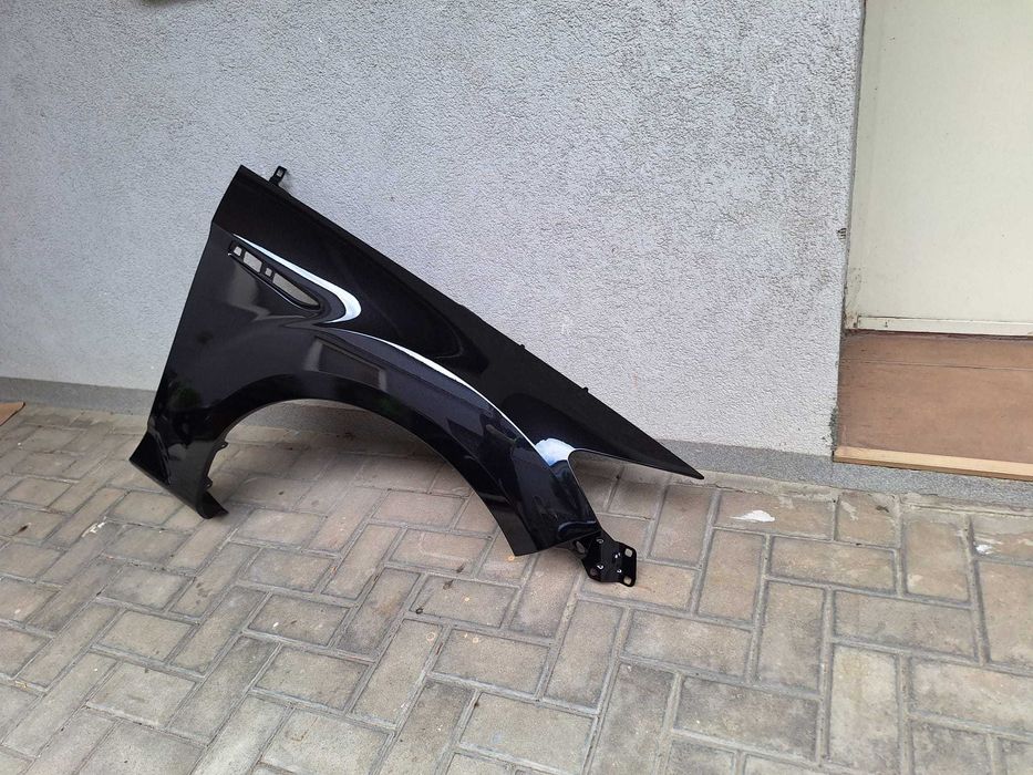 Aripa Fata Dreapta Ford Mondeo 2007-2014 Vopsita Negru