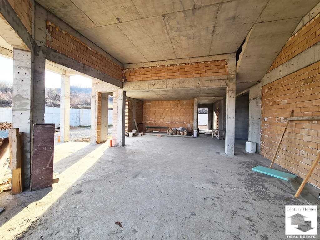 Продава се Къща в с. Пчелище, Област Велико Търново - 520 кв.м за 722 €/кв.м - Снимка #4