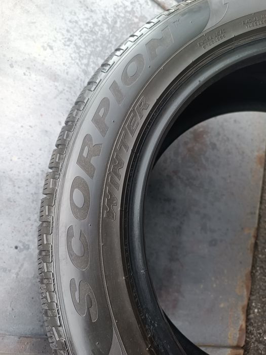 235/55/18 Pirelli