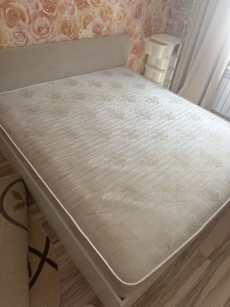Кровать 220*200 продается