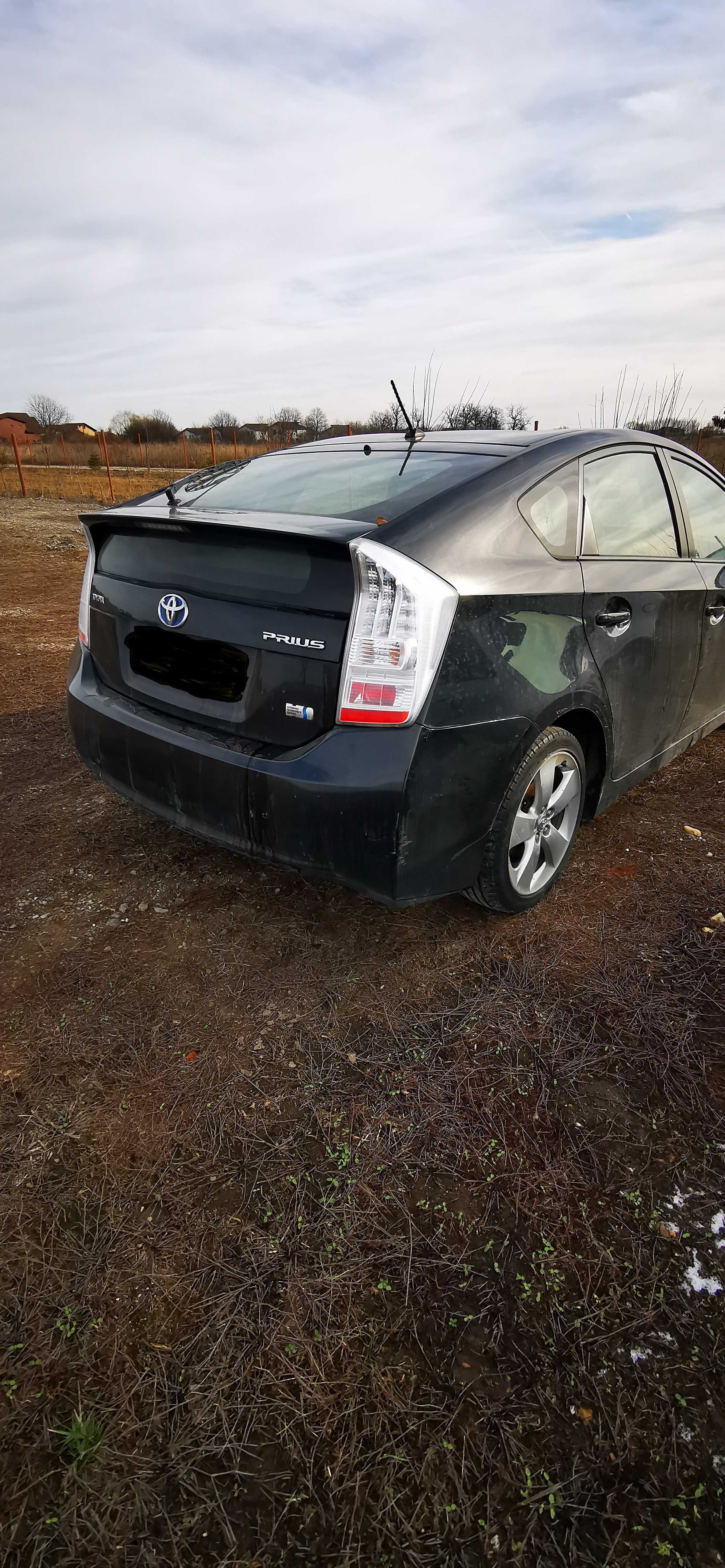 Piese din Dezmembrari Toyota Prius 3 2009-2015