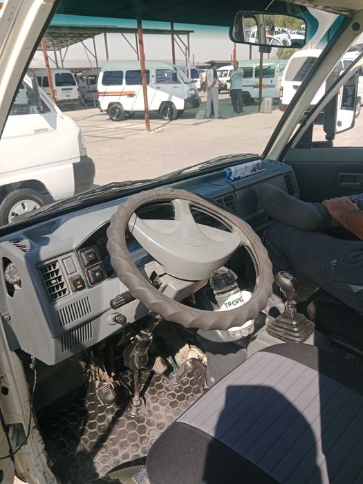 Автомобиль damas 2011г