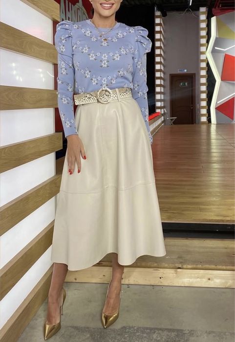 Fusta de piele Zara crem