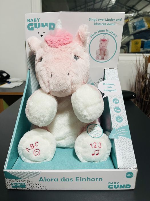 Paletii cu jucarii toate noi in cutii