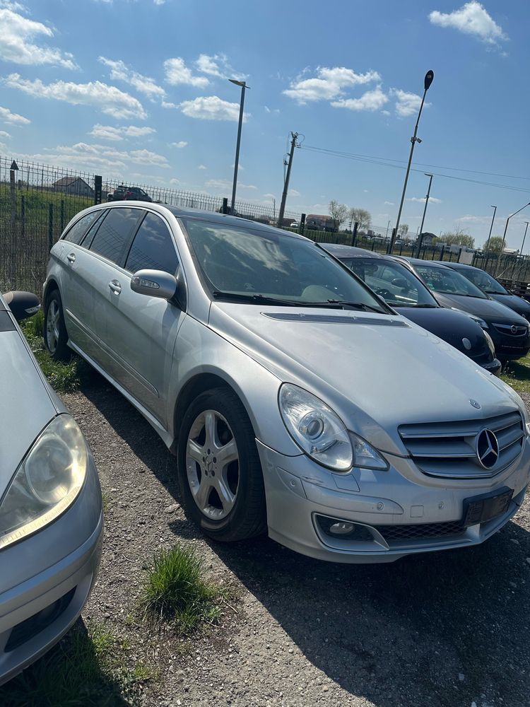 Мерцедес Mercedes R320 W251 Р класа