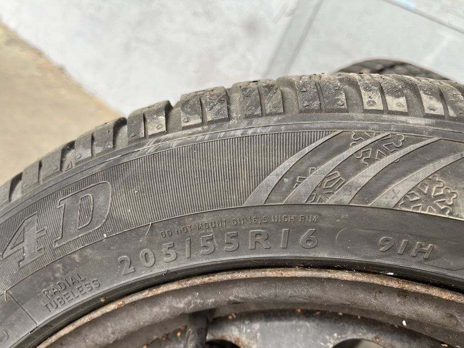 2 бр. джанти 16” със зимни гуми 205/55/16 5x120