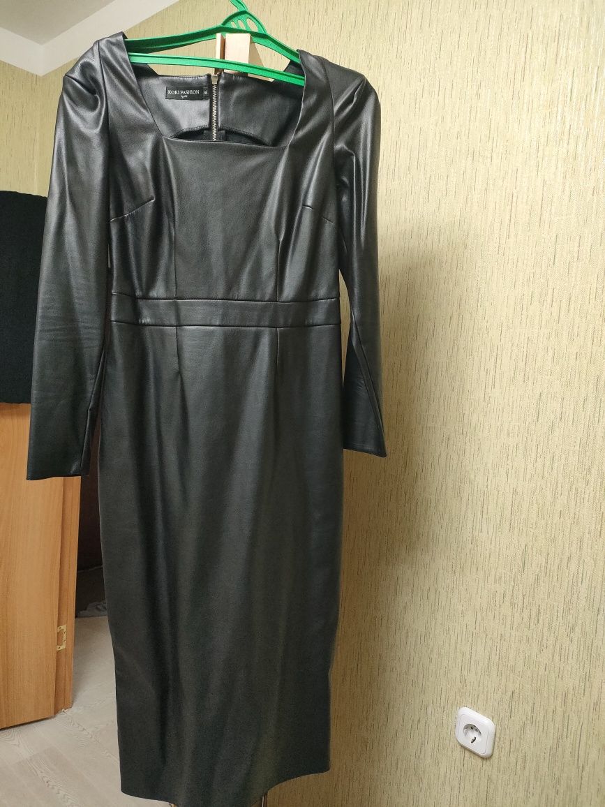Платье ЭКО кожа чёрное