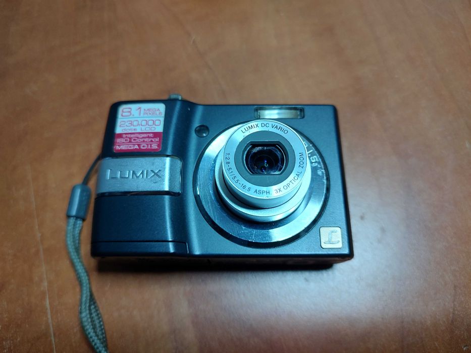 Aparat foto digital Panasonic DMC-LS80  negru