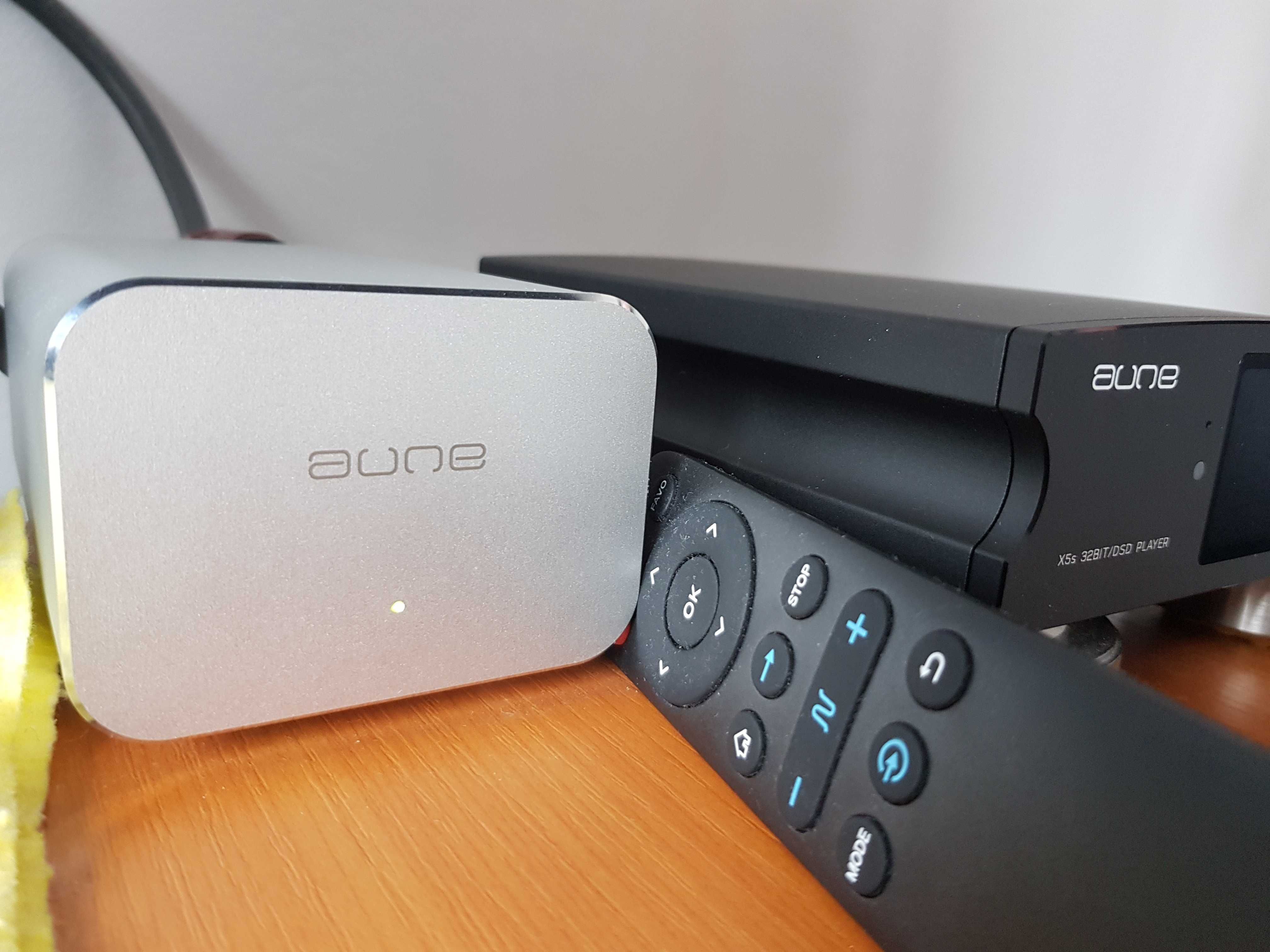 Aune x5s 8th Anniversary Edition si sursa alimentare Xp2