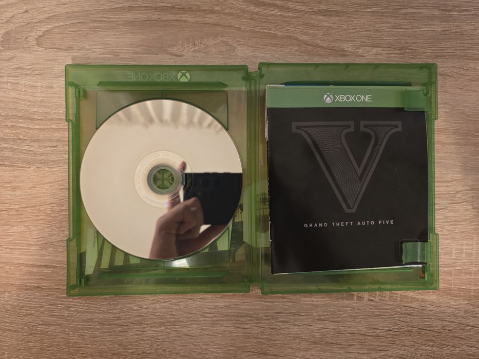 GTA 5 Premium Edition Xbox One ( Grand Theft Auto 5 )