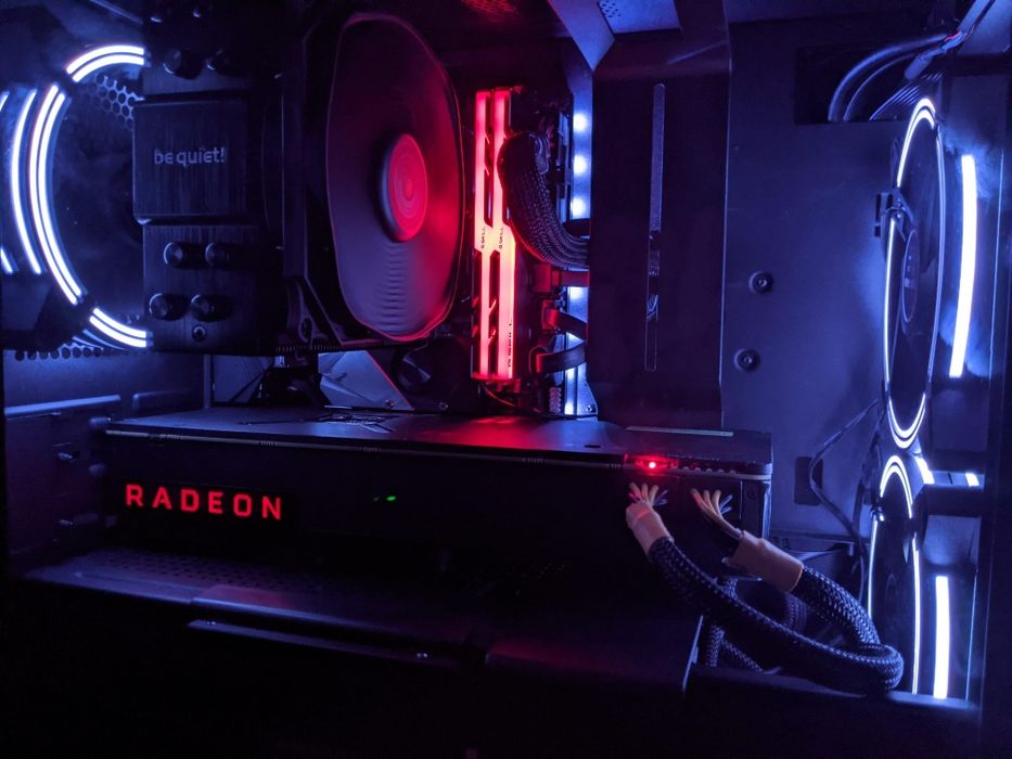 Placa video RADEON VEGA64