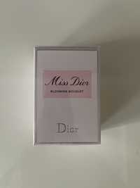 Туалетная вода Мисс Диор Miss Dior