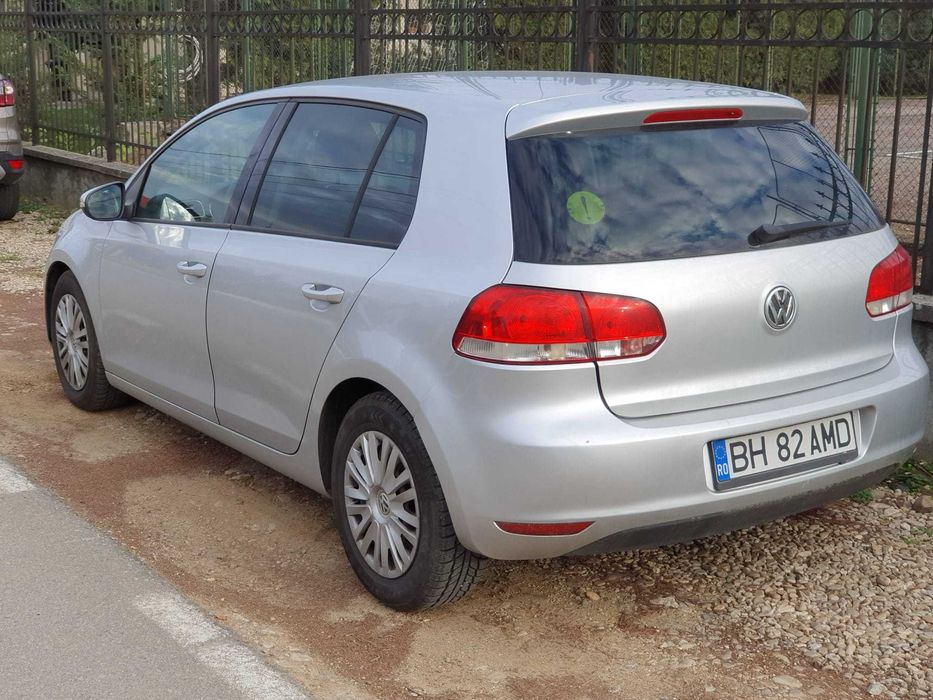 Vand Golf 6 de 1.4 benzina , cu 161.914 km reali