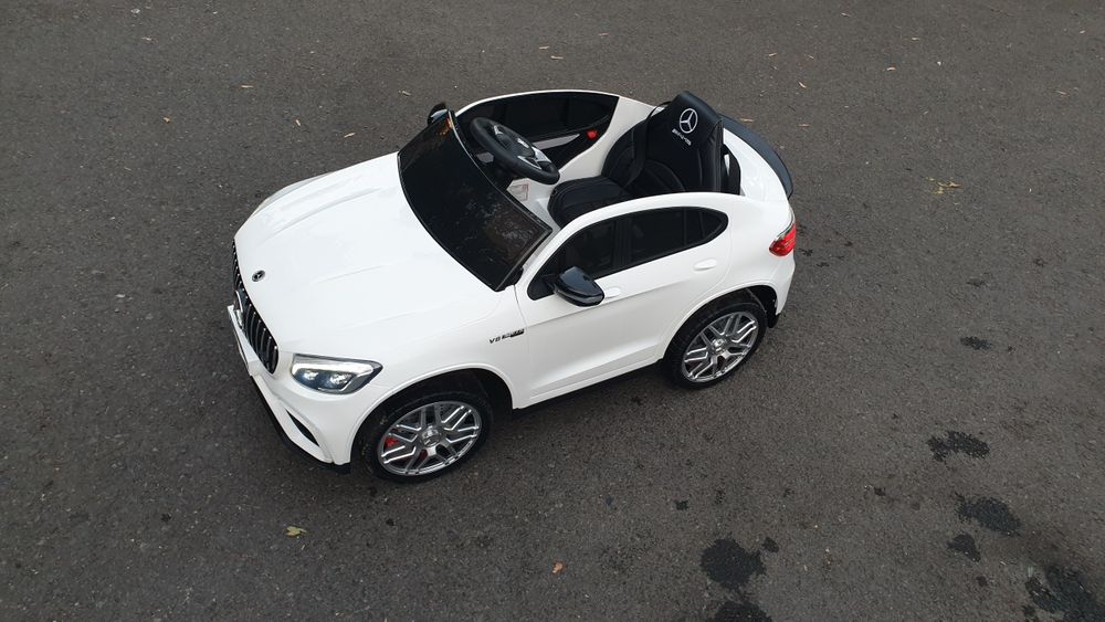 Mașinuța electrică pentru copiii