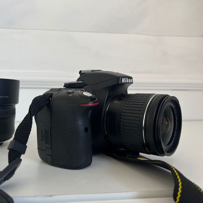 Nikon D5300 cu obiectiv kit + Nikkor 50 mm 1.8 G