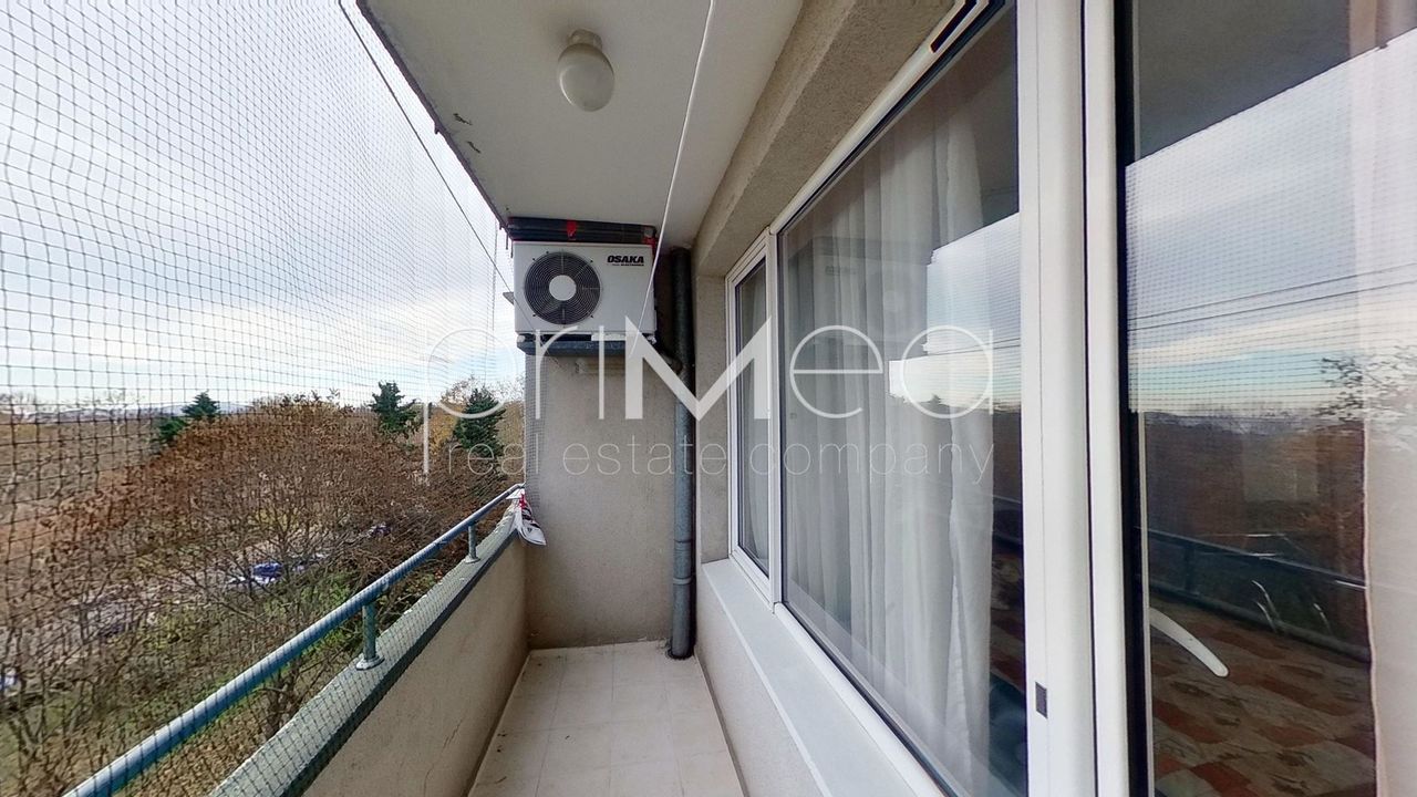 Продава се Тристаен апартамент в Бургас, Лазур - 86 кв.м за 2849 €/кв.м - Снимка #9
