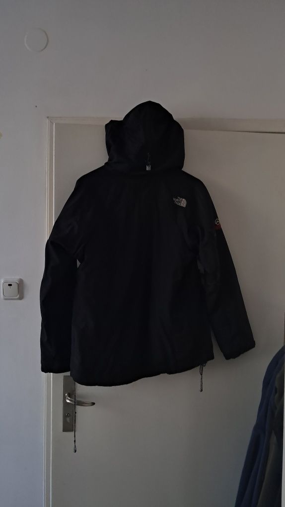 Яке с полар the North face