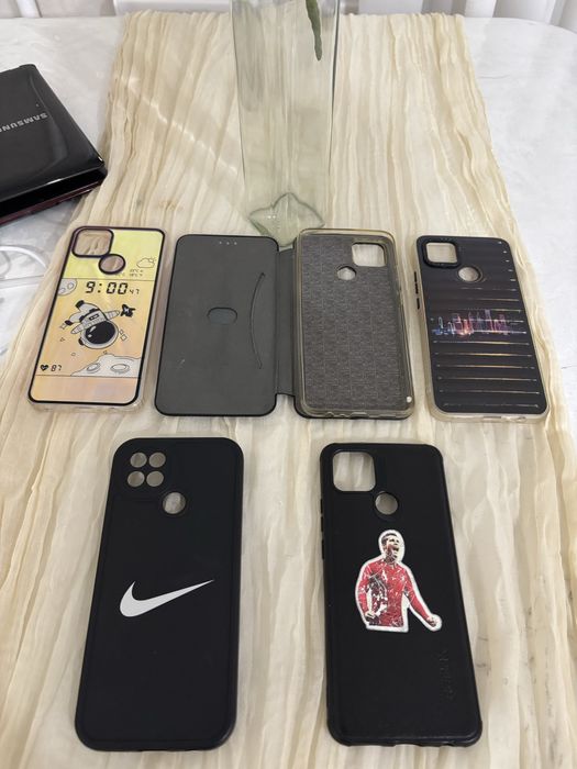 Продам чехлы на оппо а 15 и ах7