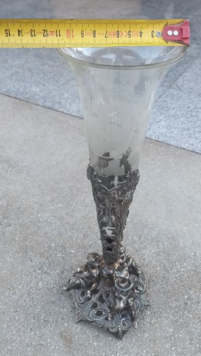 Obiect vechi Argintat cu vas din Cristal